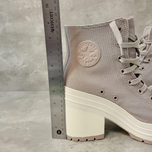 Converse‎ Chuck 70 De Luxe Boot Womens Size 10.5 Platform Heeled Beige - Picture 6 of 11